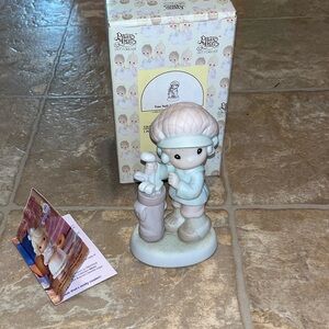 NWOT Precious Moments Porcelain Figurine with Golfer